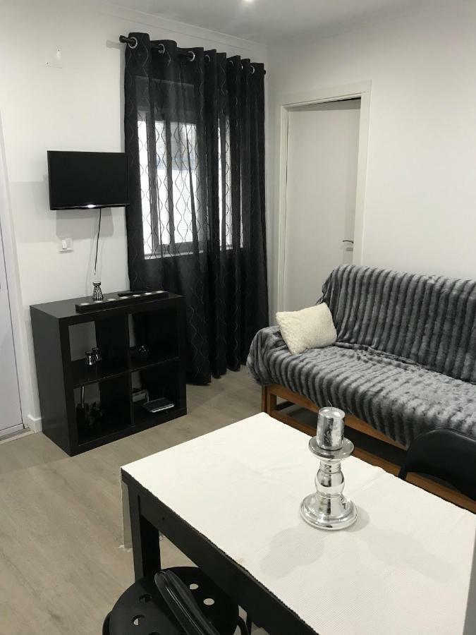 Ferienwohnung Corner House Trafaria Exterior foto